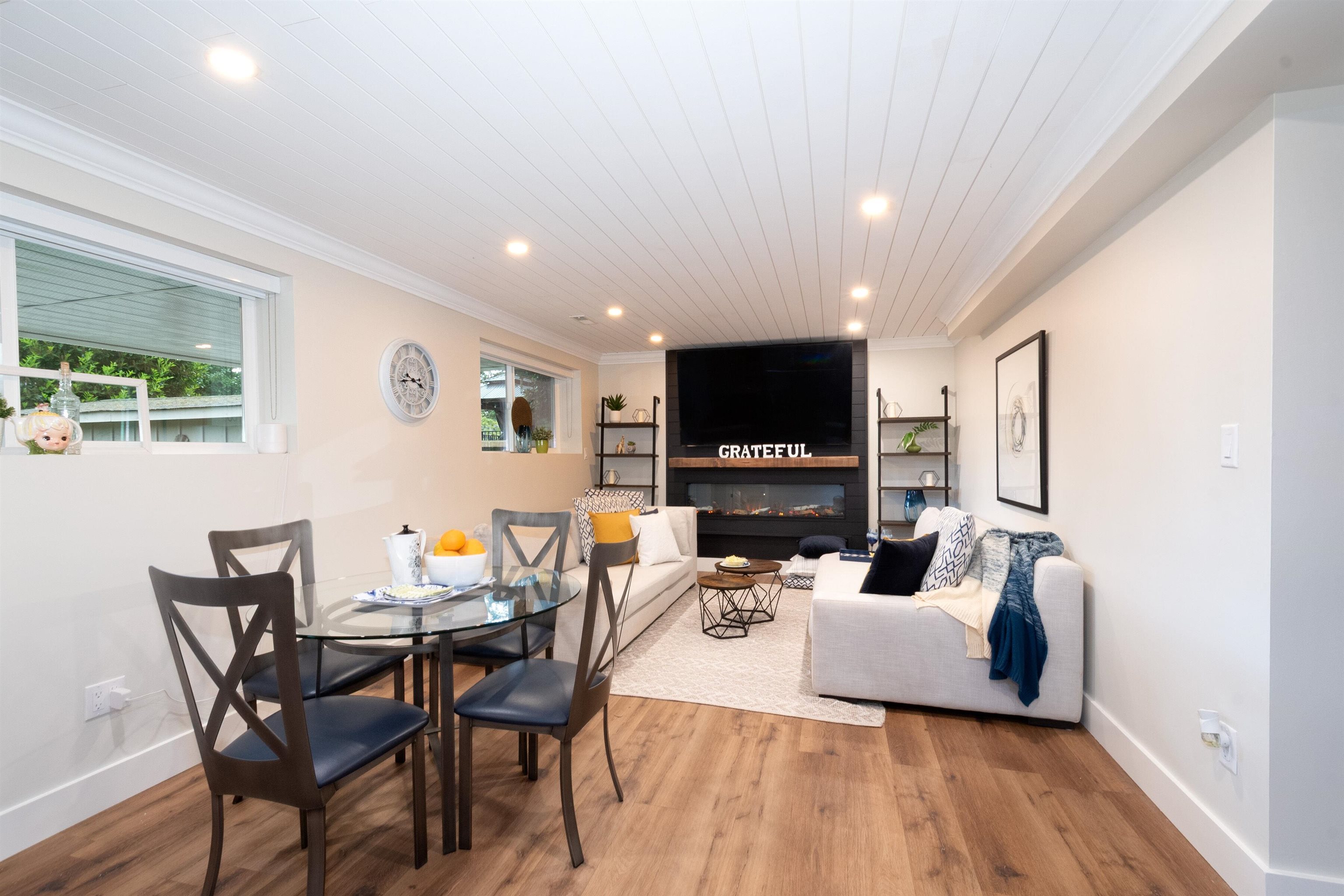 3067 PLYMOUTH DRIVE