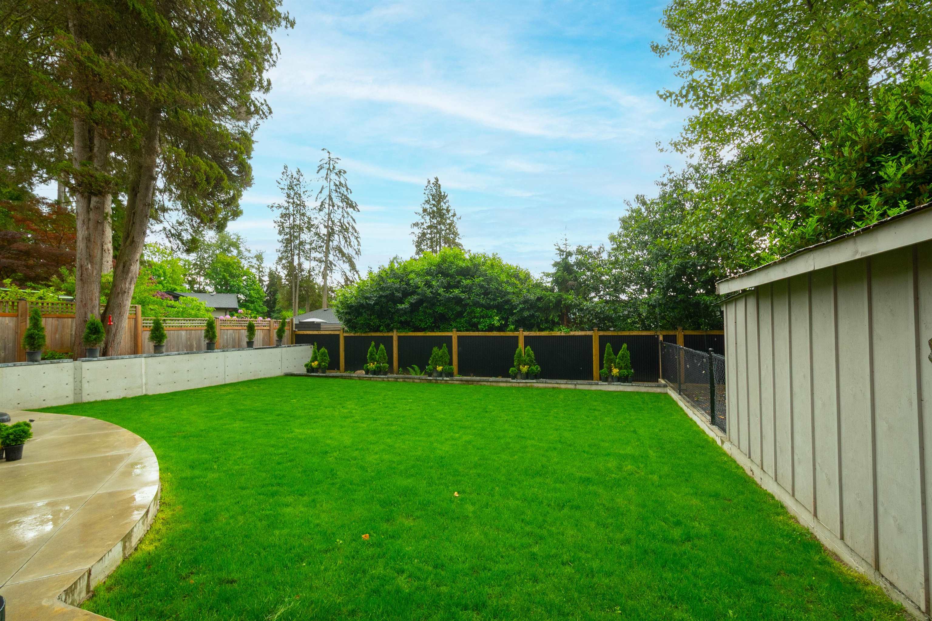 3067 PLYMOUTH DRIVE