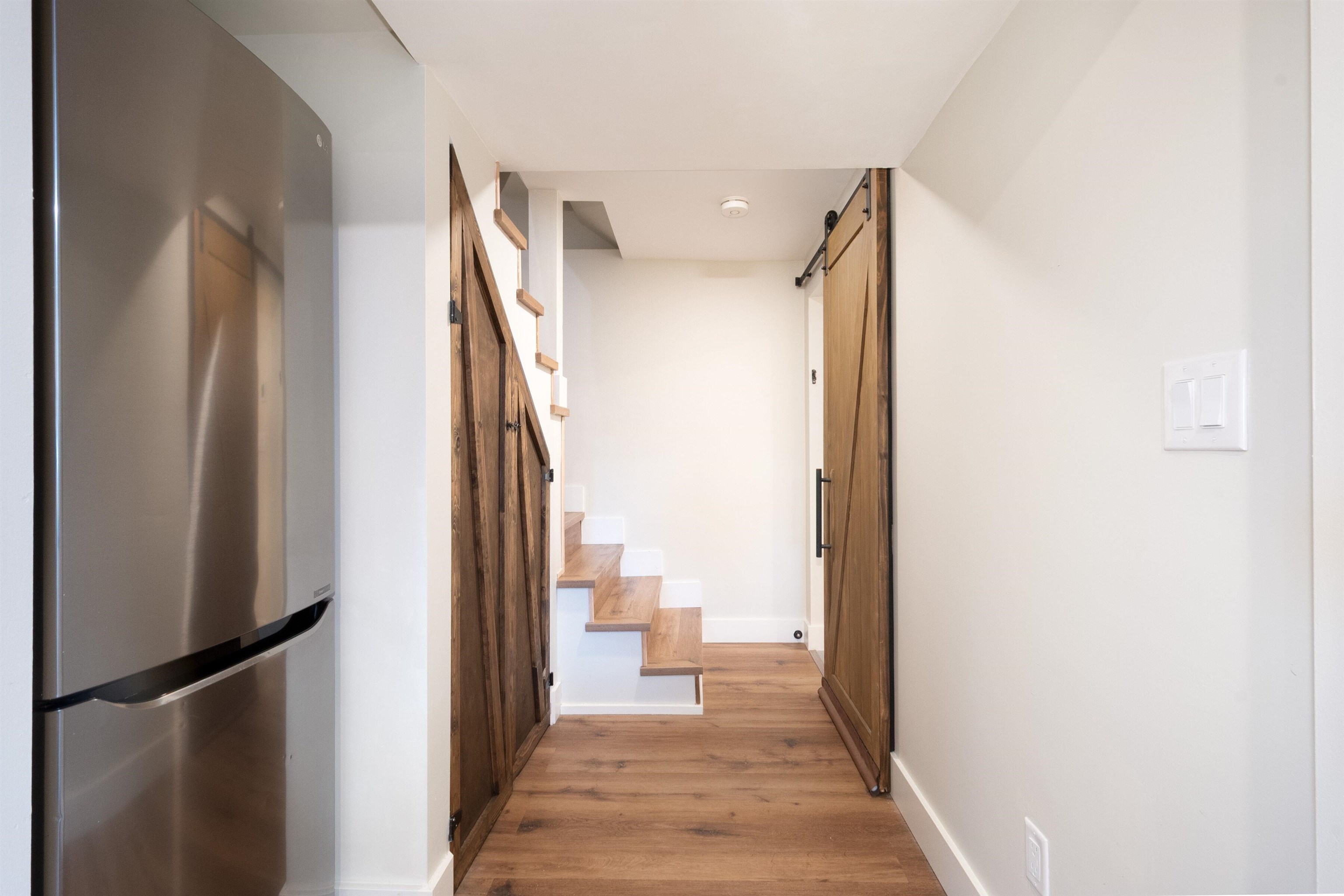 3067 PLYMOUTH DRIVE
