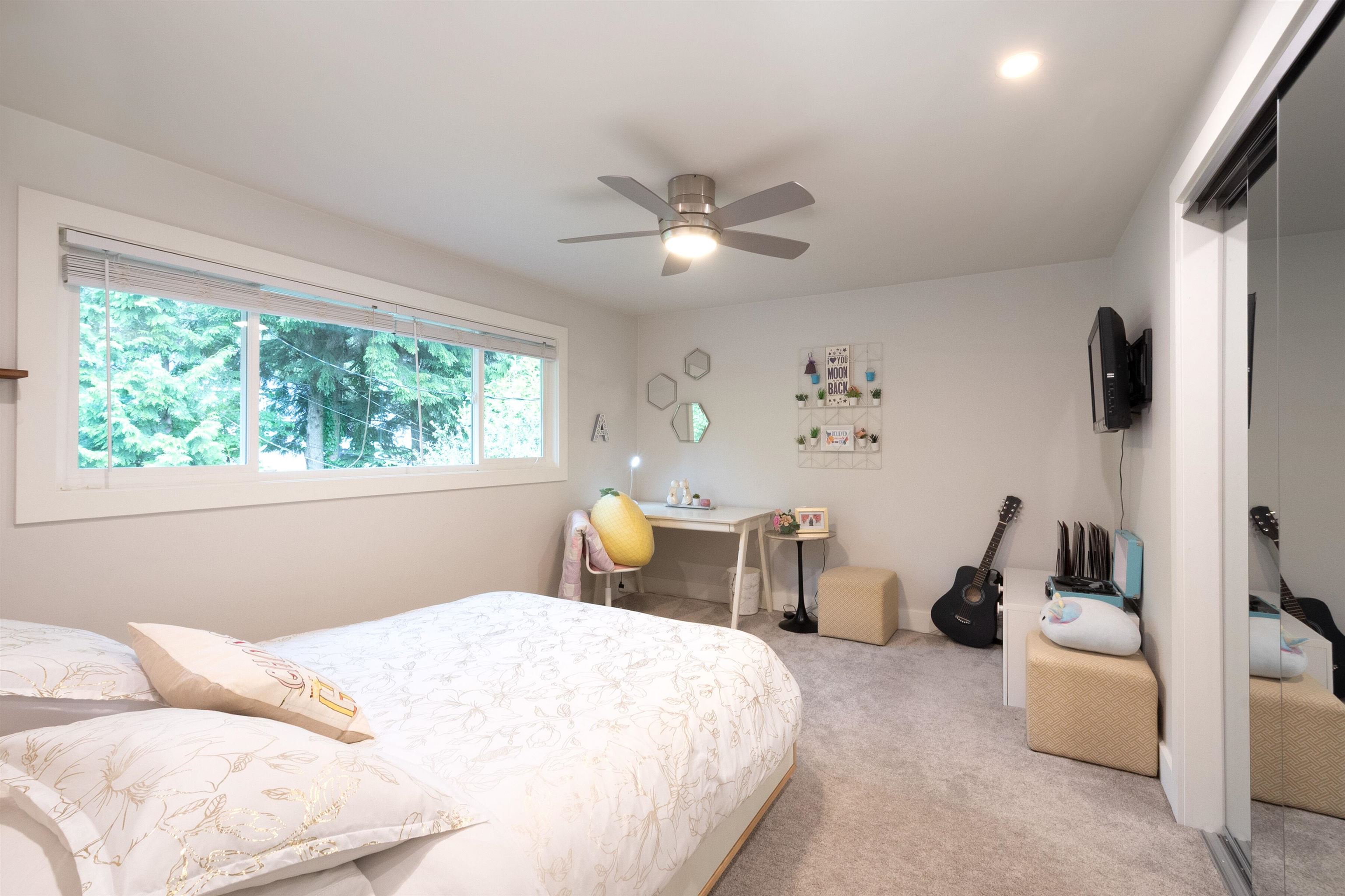 3067 PLYMOUTH DRIVE