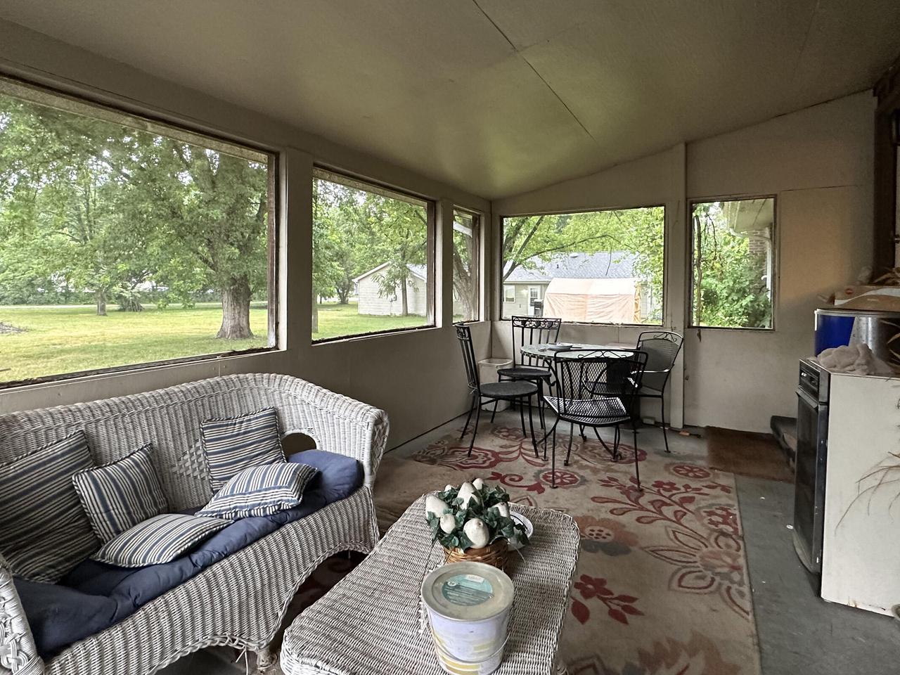 W1395 Glenwood ROAD