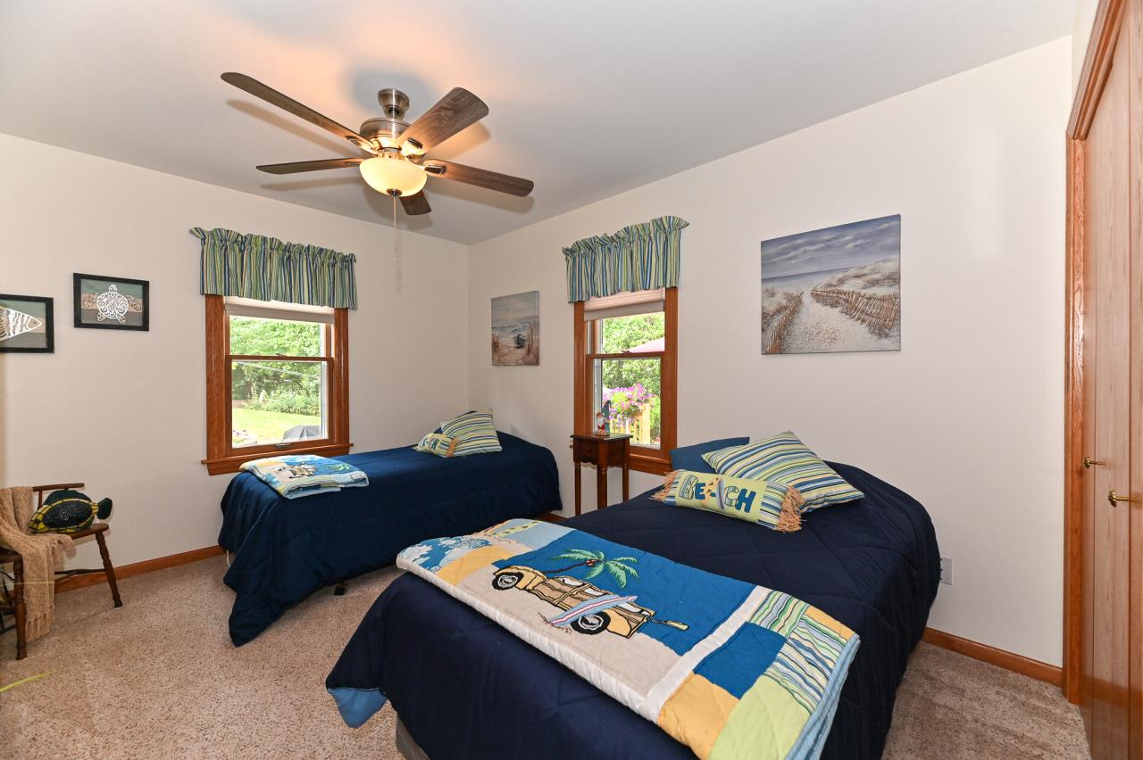 34116 Oakdale COURT