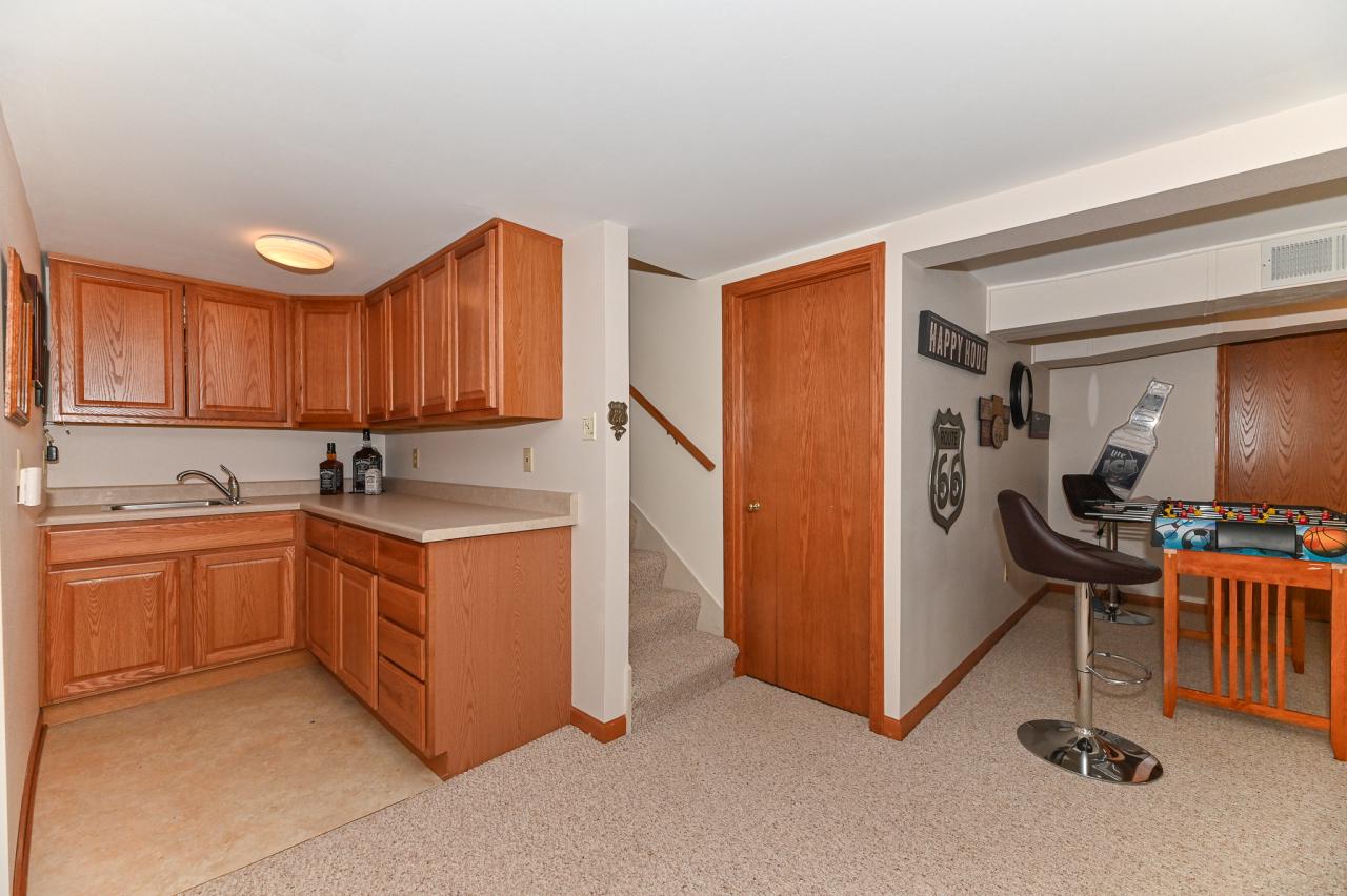 34116 Oakdale COURT