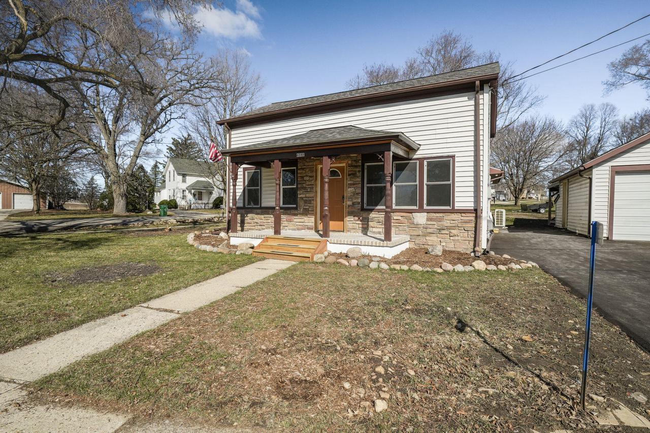 6088 North Railroad STREET