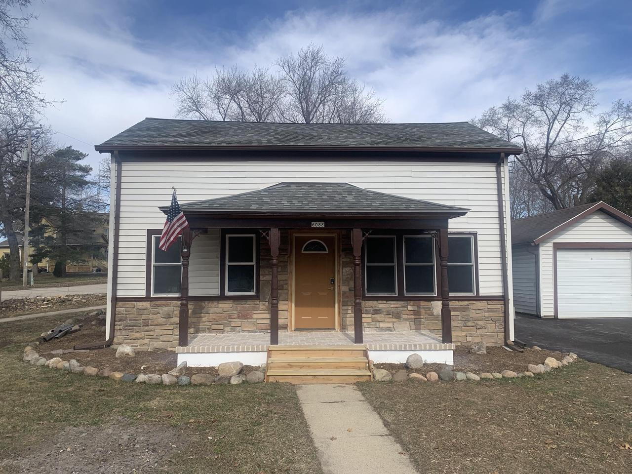 6088 North Railroad STREET