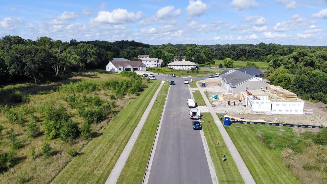1594 Meadowview COURT