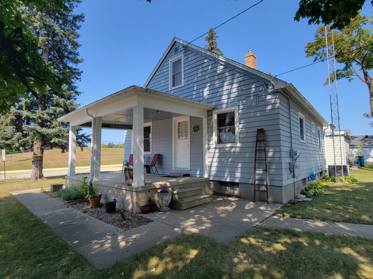 496 Alice STREET