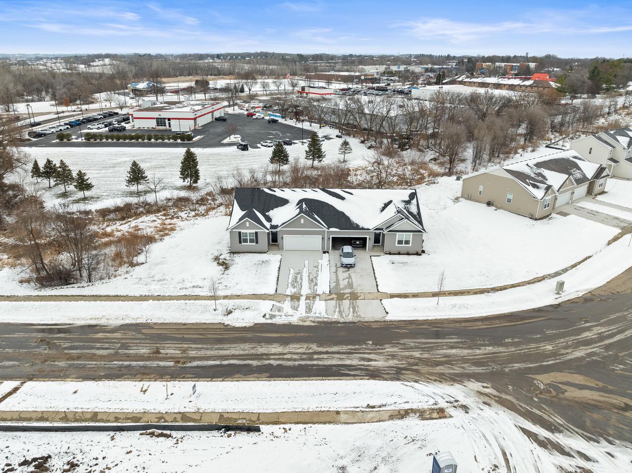 1598 Meadowview COURT