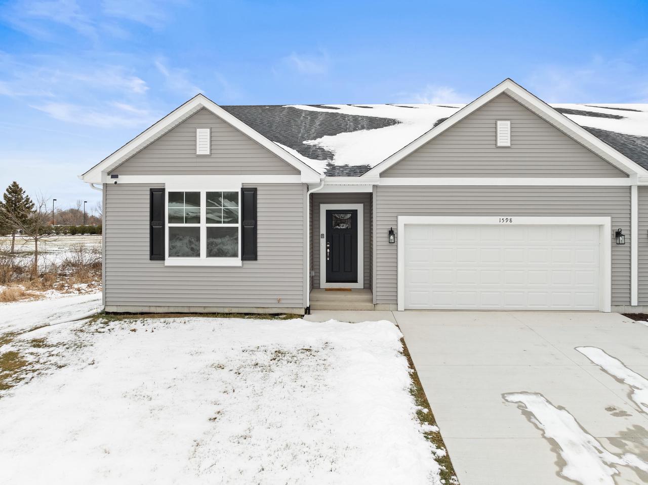 1598 Meadowview COURT