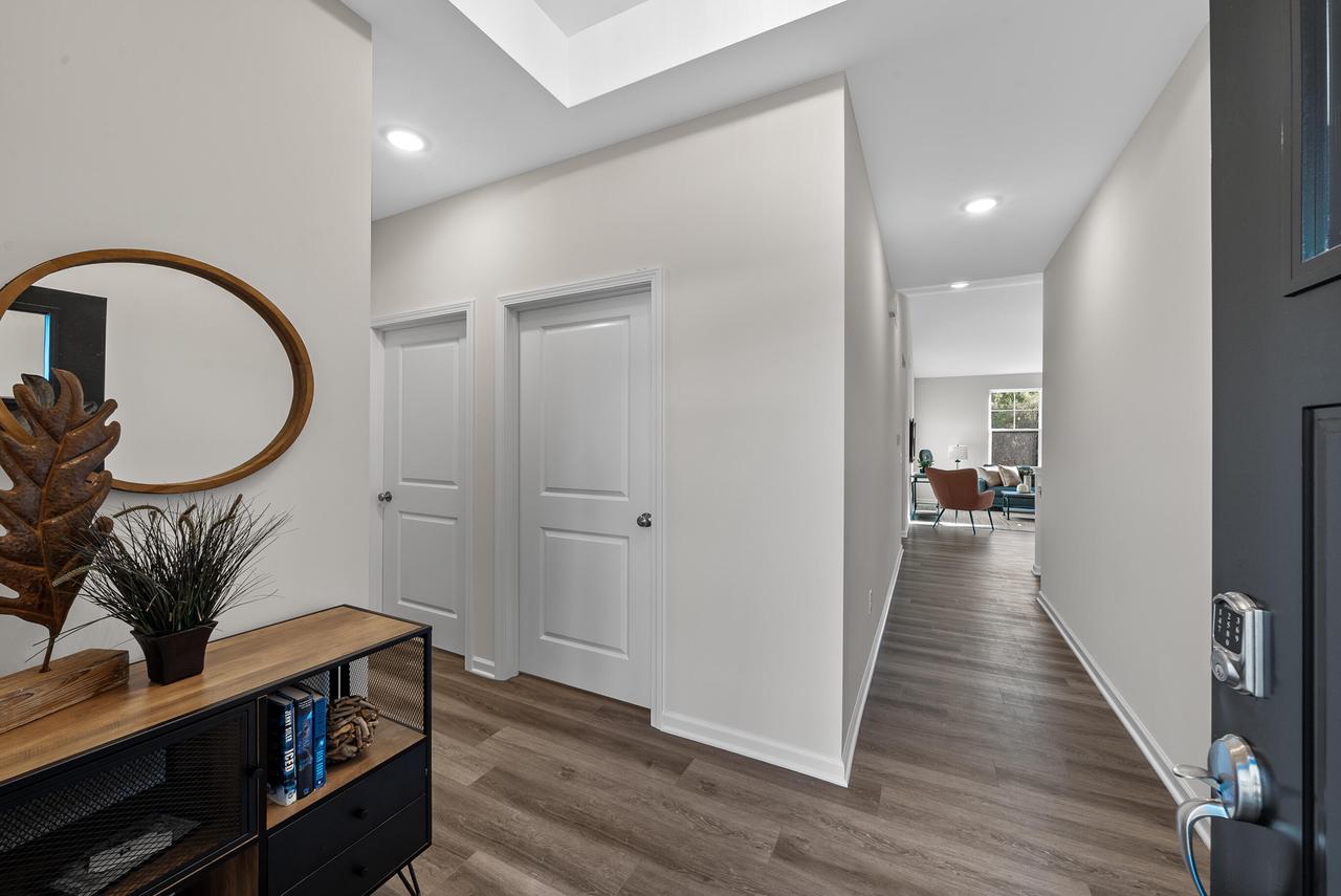 1598 Meadowview COURT
