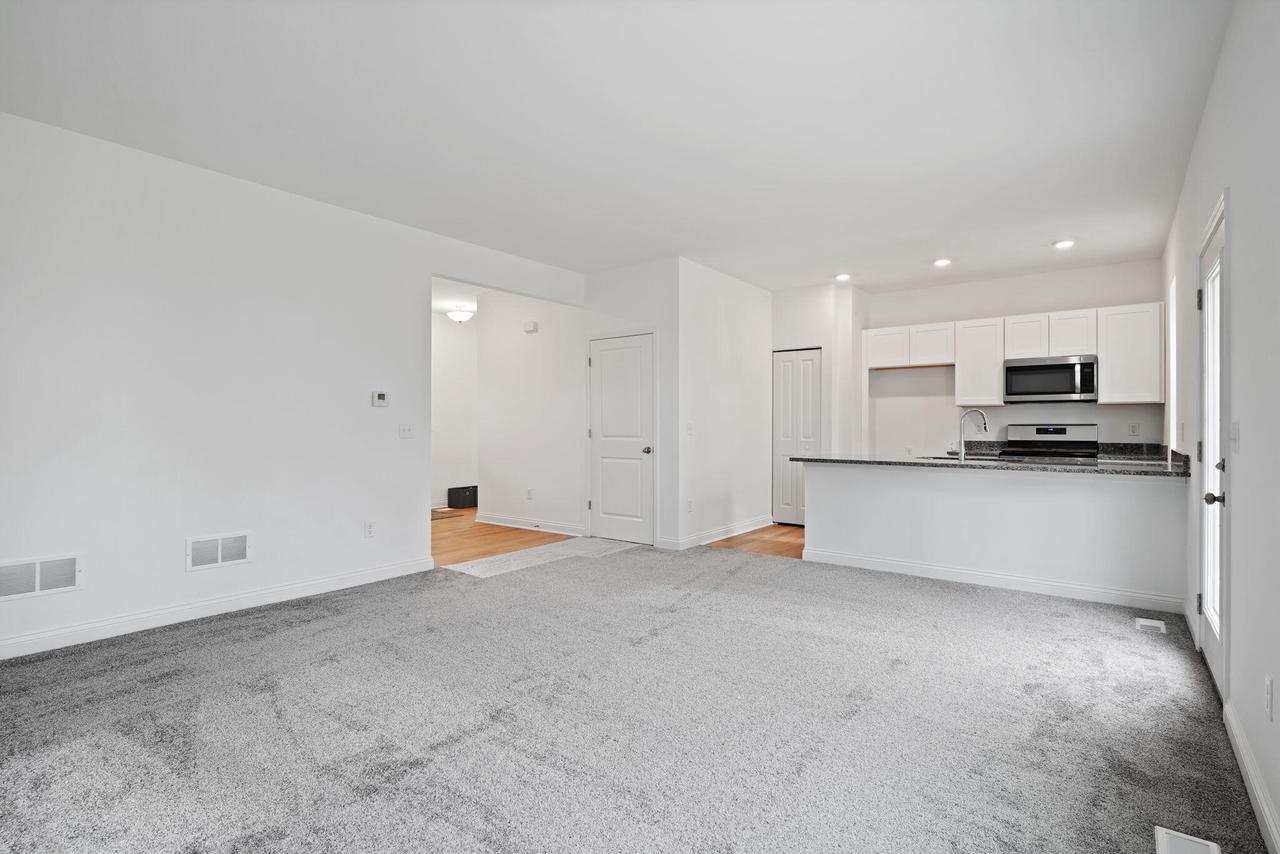 1591 Meadowview COURT