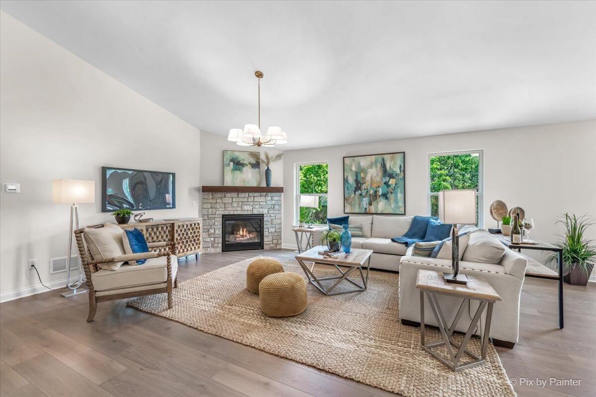 1302 Evergreen DRIVE