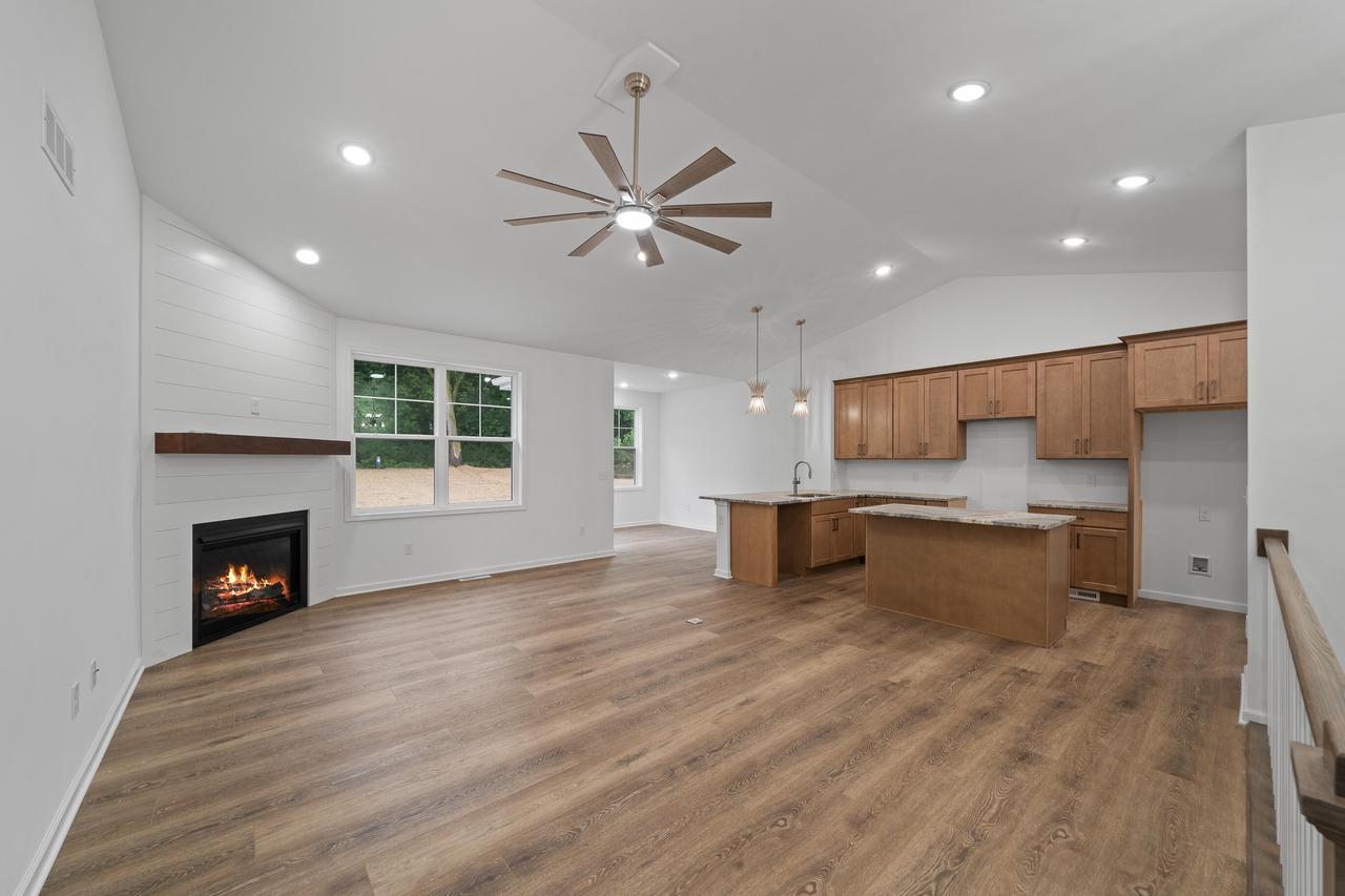 1575 Meadowview COURT