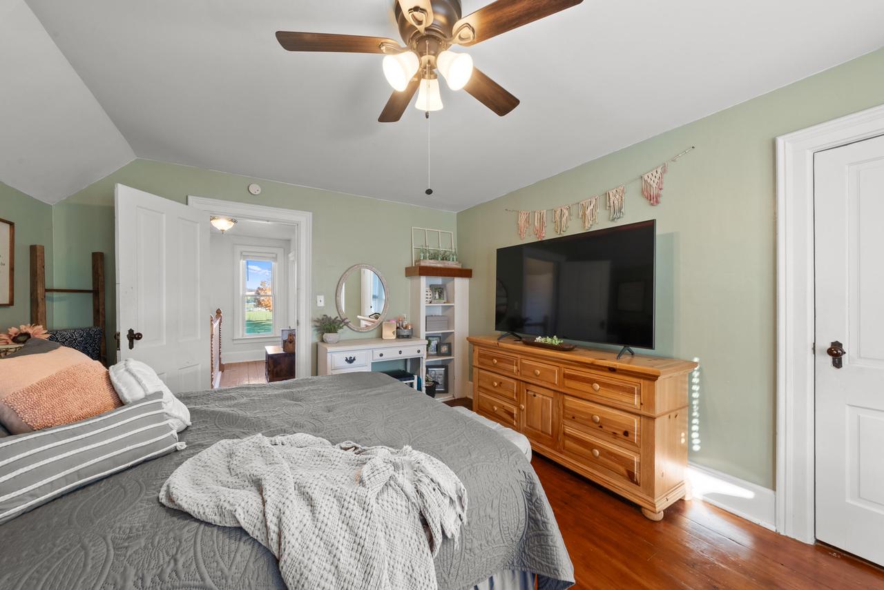 35500 Washington AVENUE