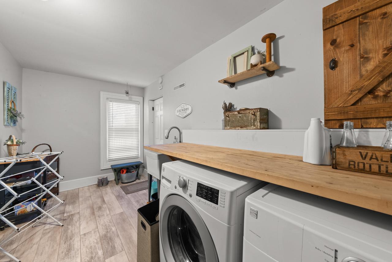 35500 Washington AVENUE