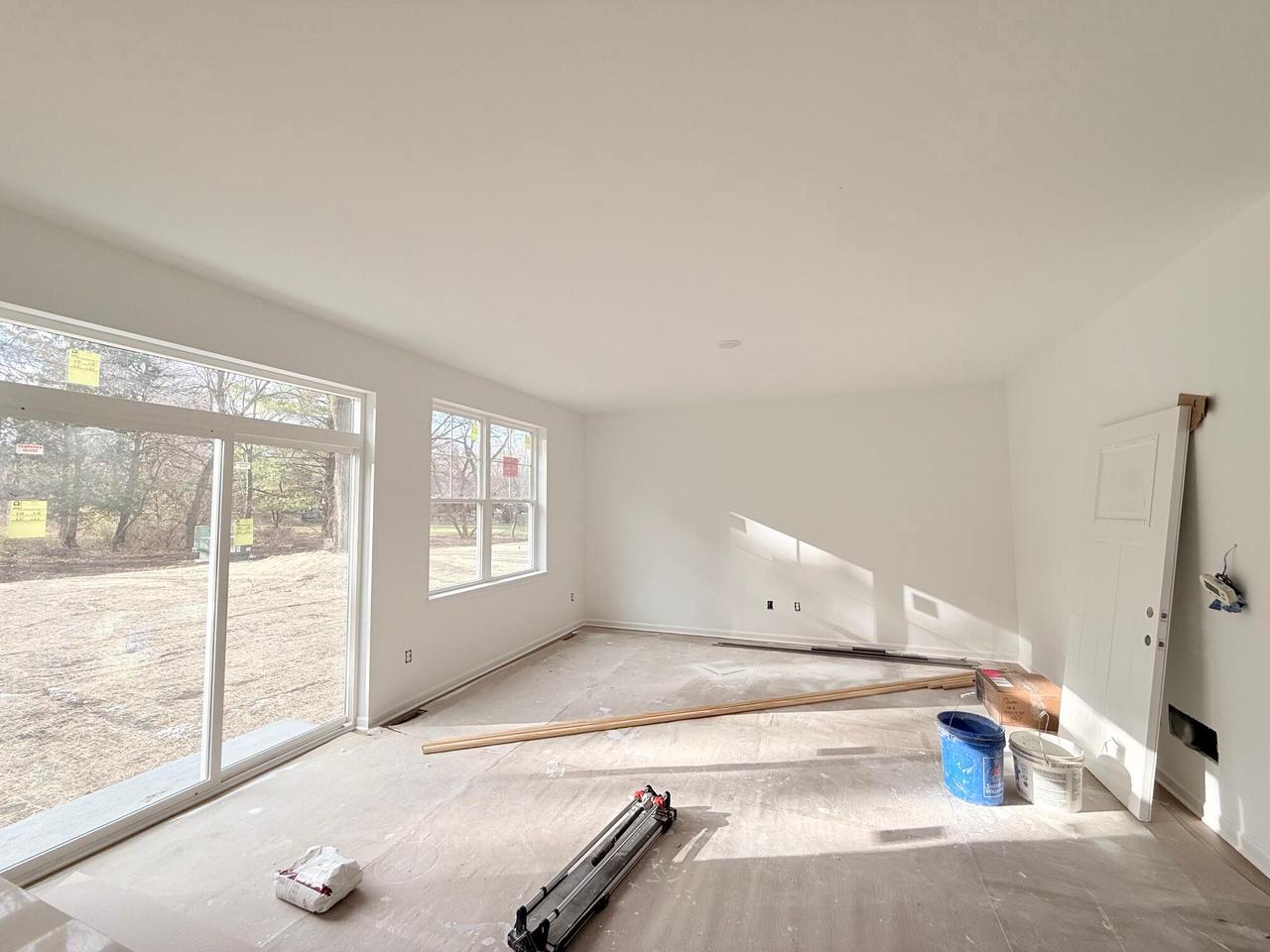 1589 Meadowvview COURT