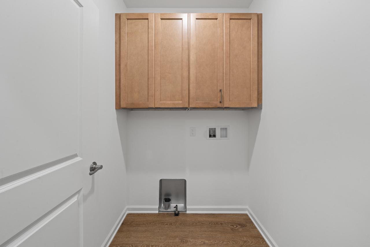 1575 Meadowview COURT