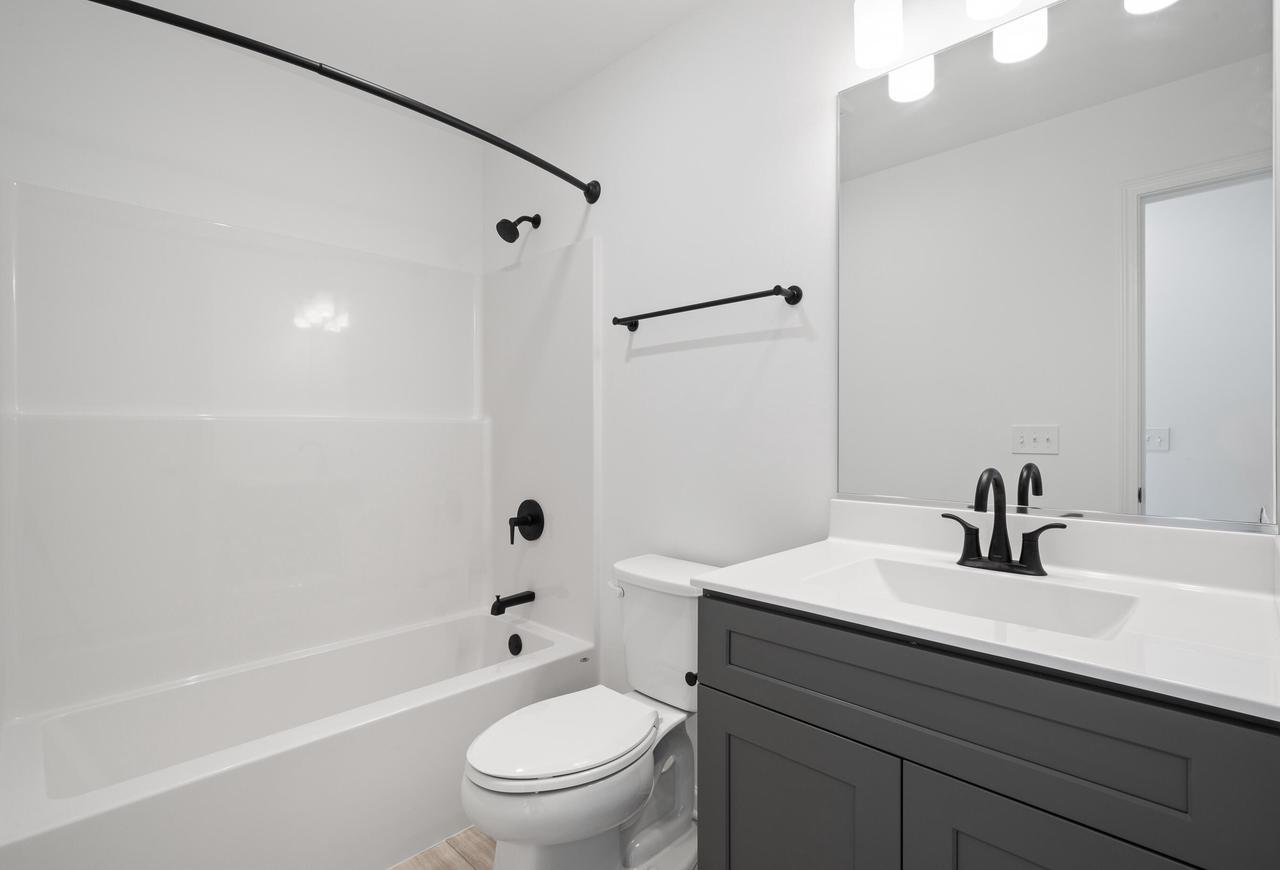 1589 Meadowview COURT