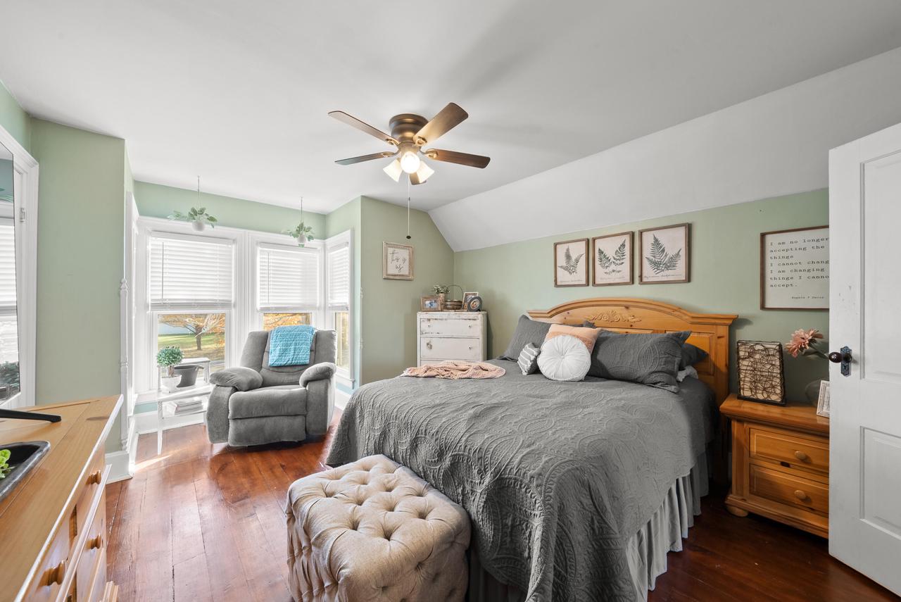 35500 Washington AVENUE