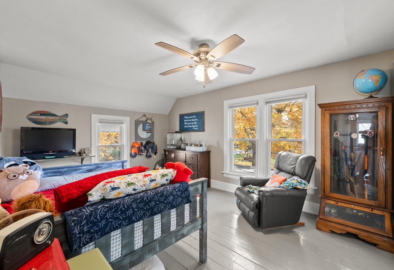 35500 Washington AVENUE