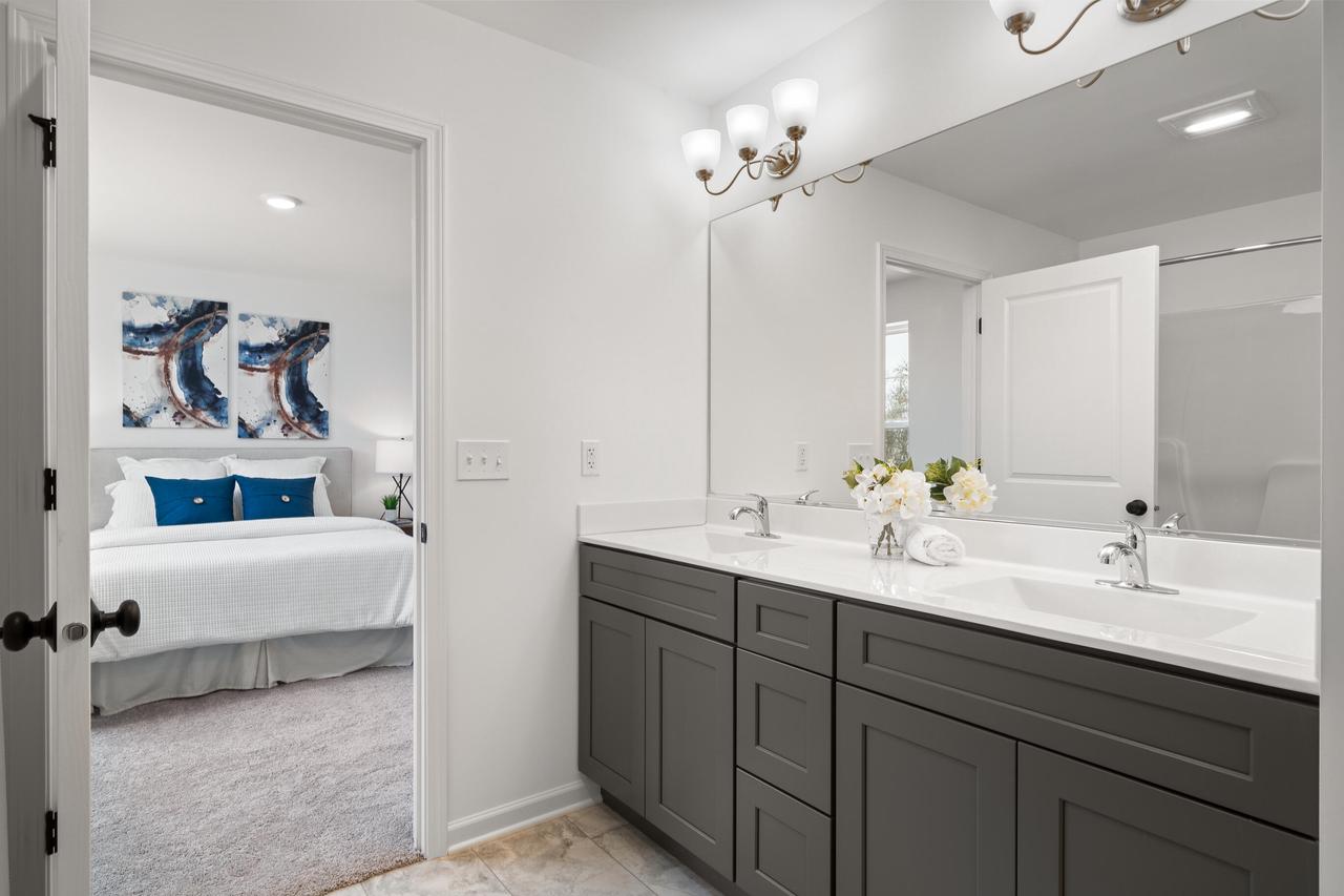 1584 Meadowview COURT