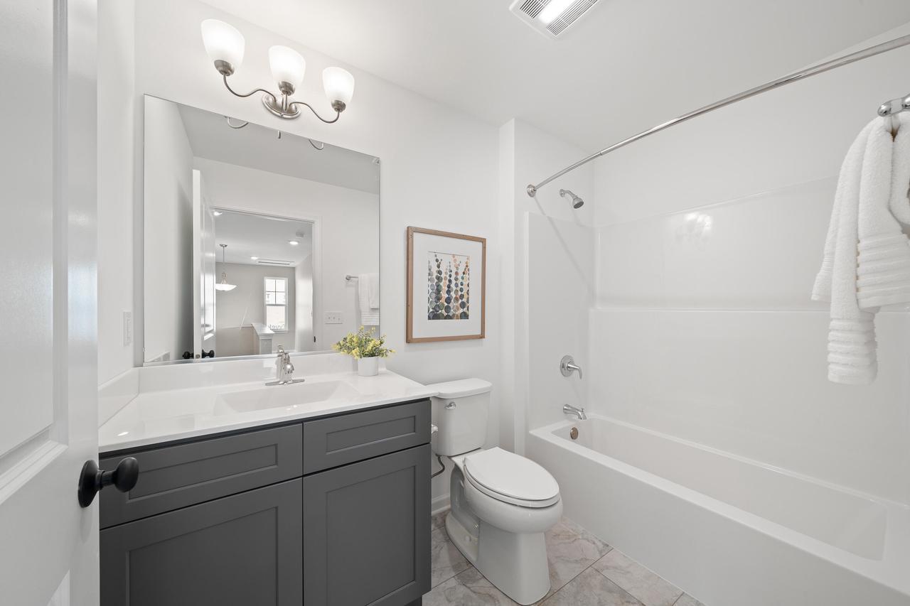 1584 Meadowview COURT