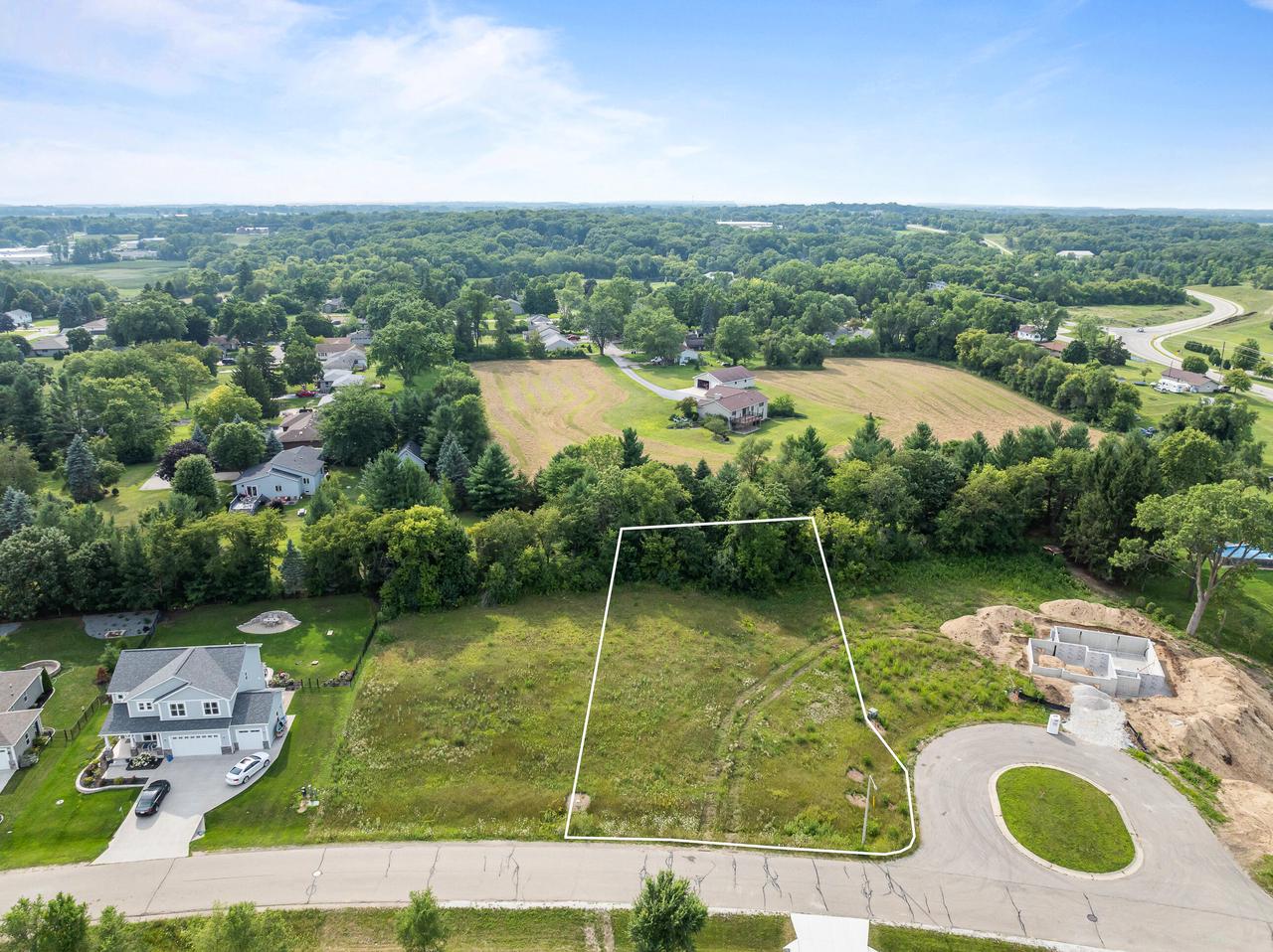 1007 Fairway DRIVE