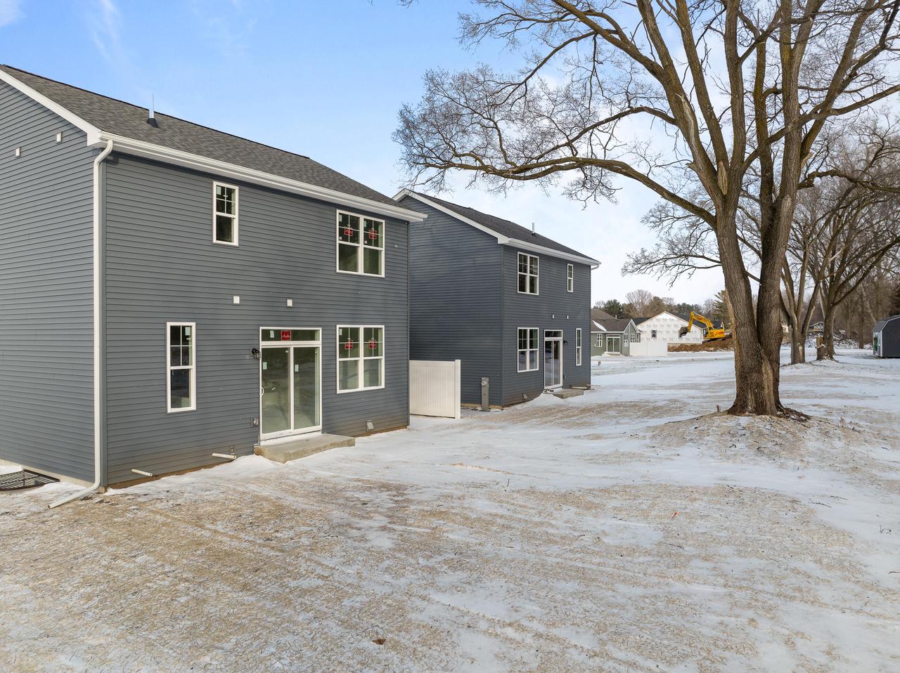 1591 Meadowview COURT