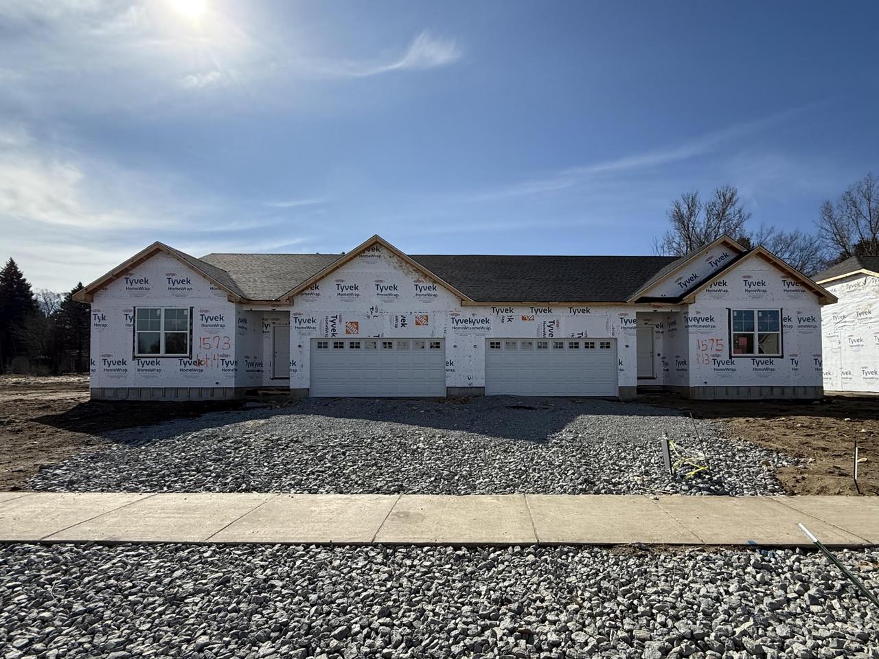 1573 Meadowview COURT