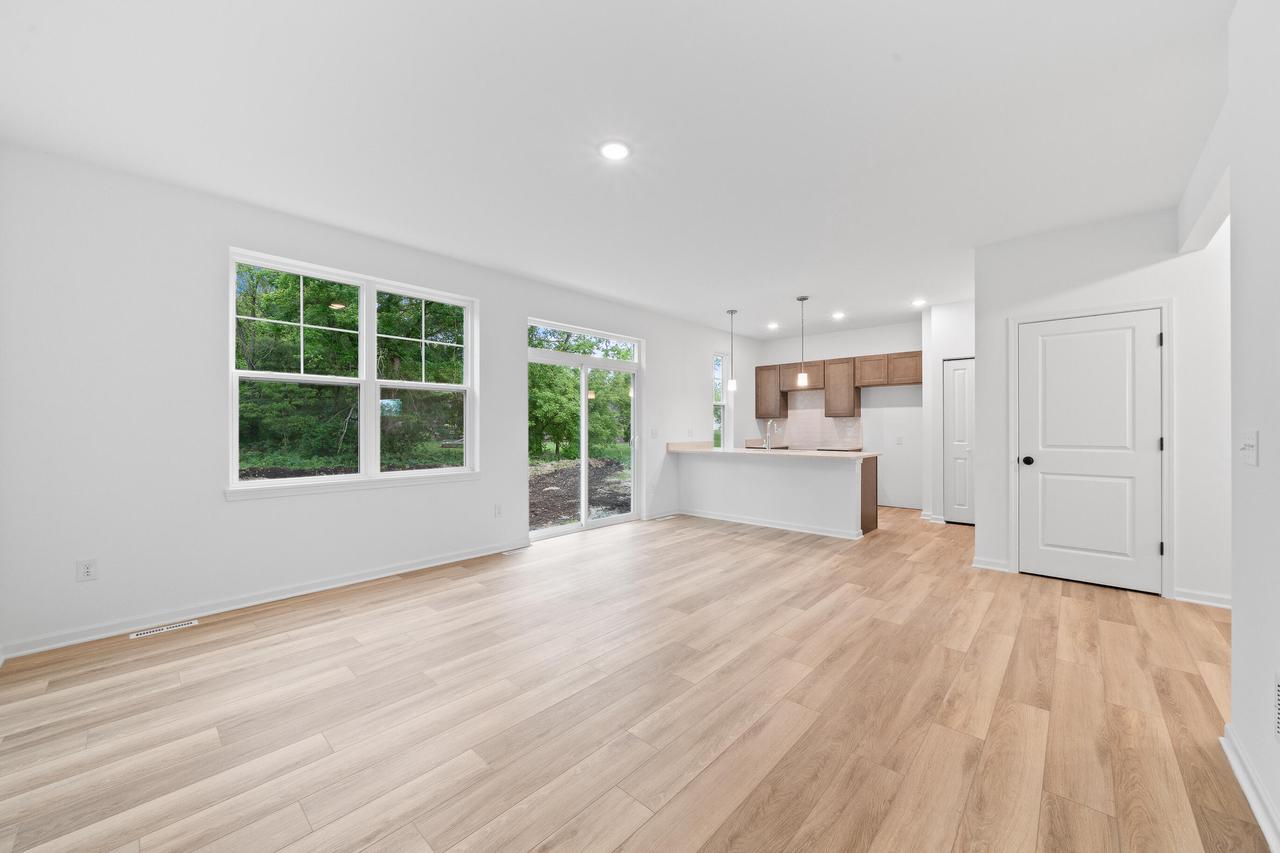 1591 Meadowview COURT