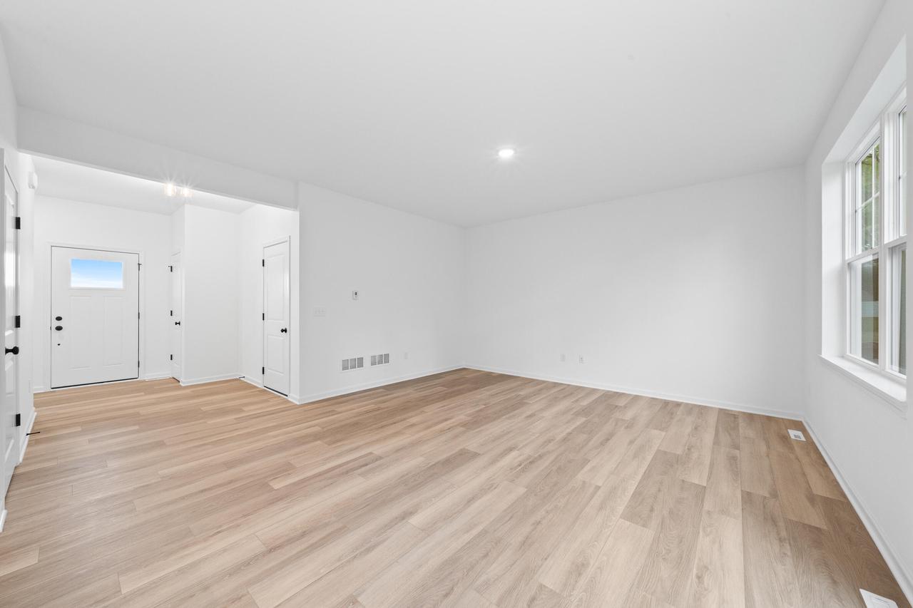 1591 Meadowview COURT