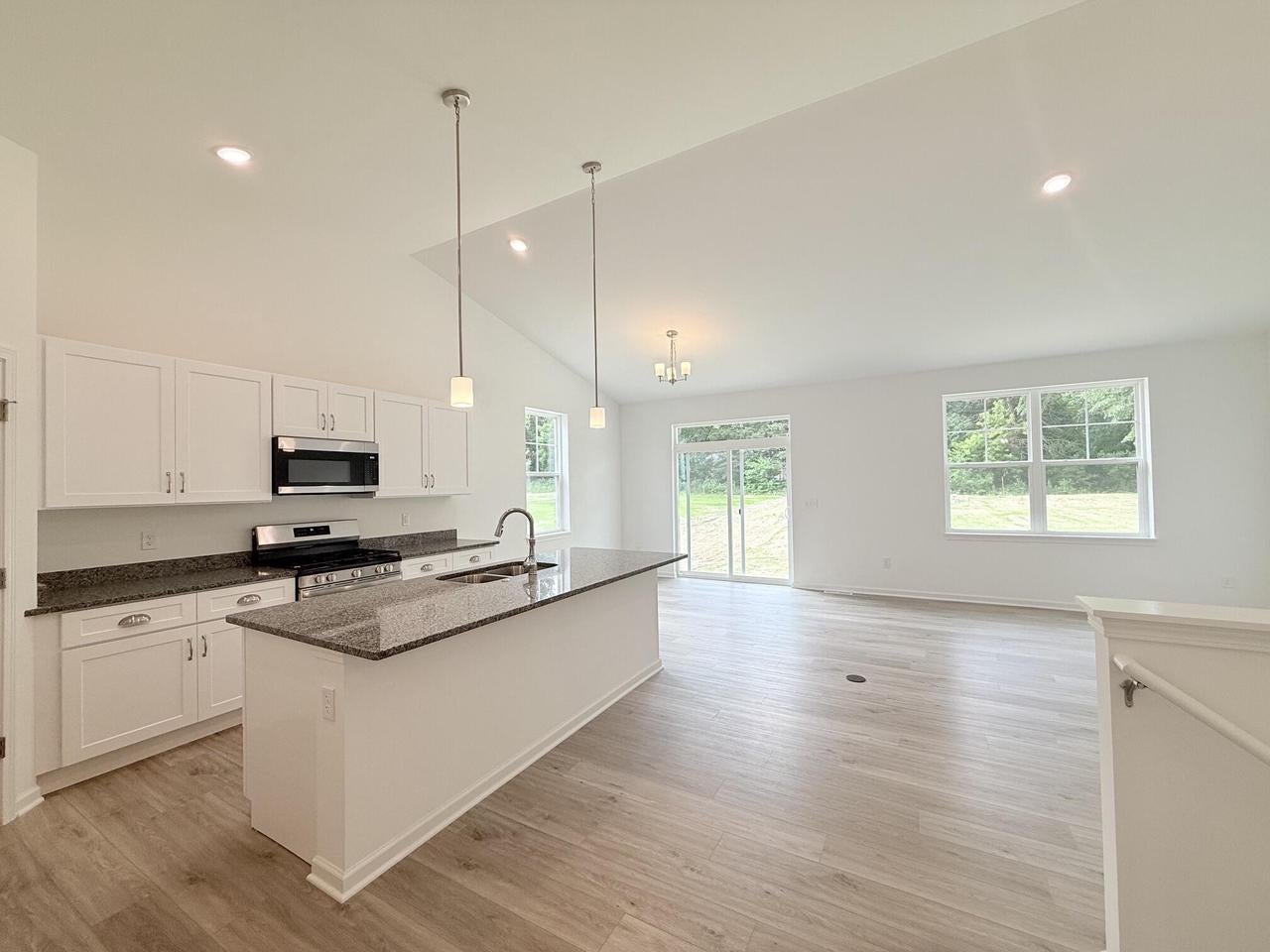 1569 Meadowview COURT