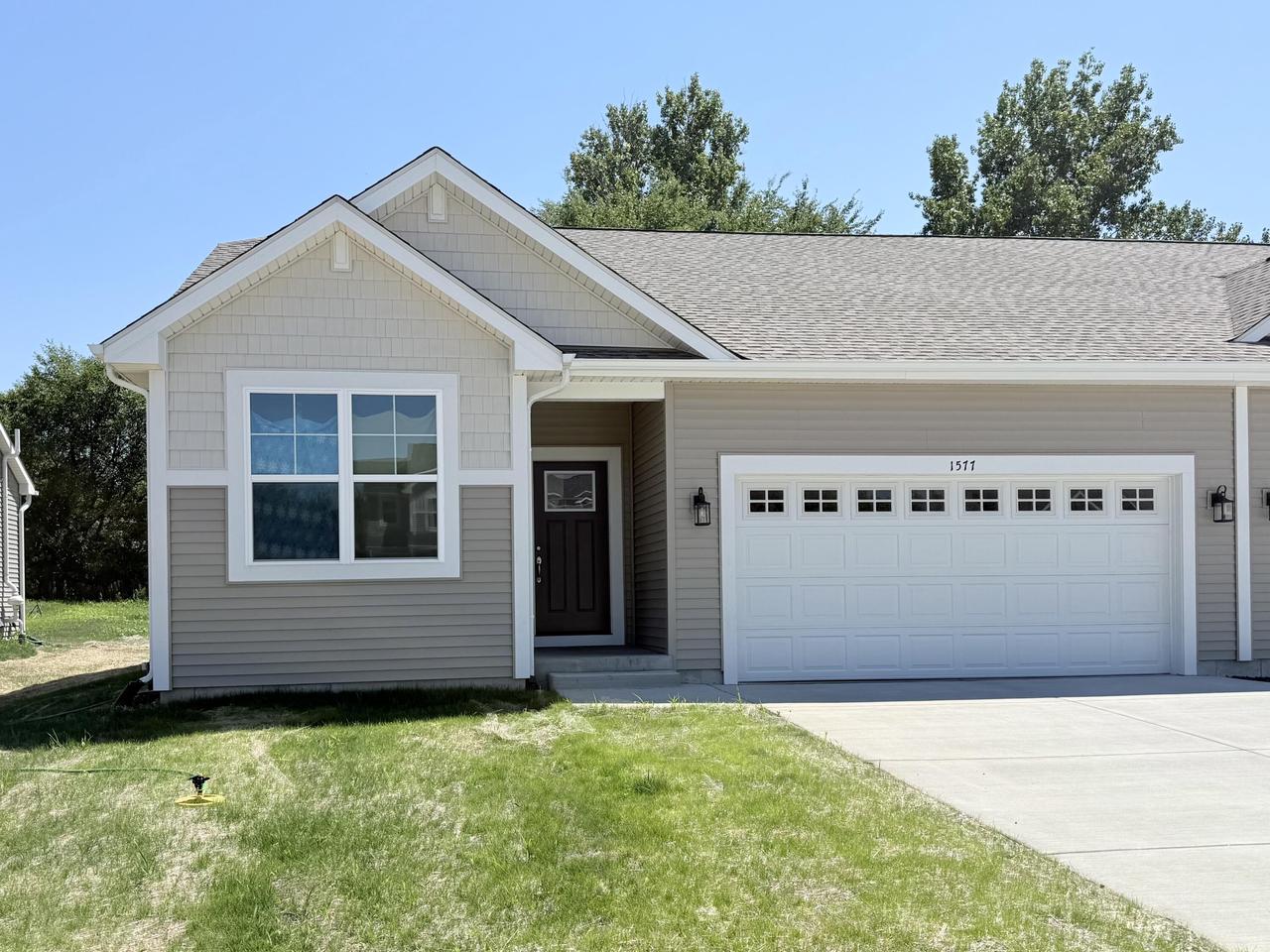 1569 Meadowview COURT