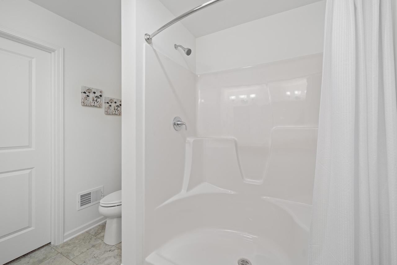 1567 Meadowview COURT