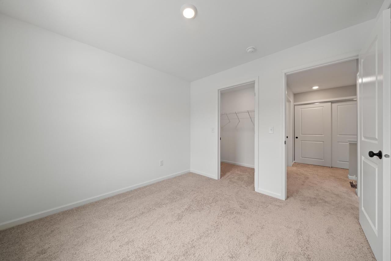 1567 Meadowview COURT