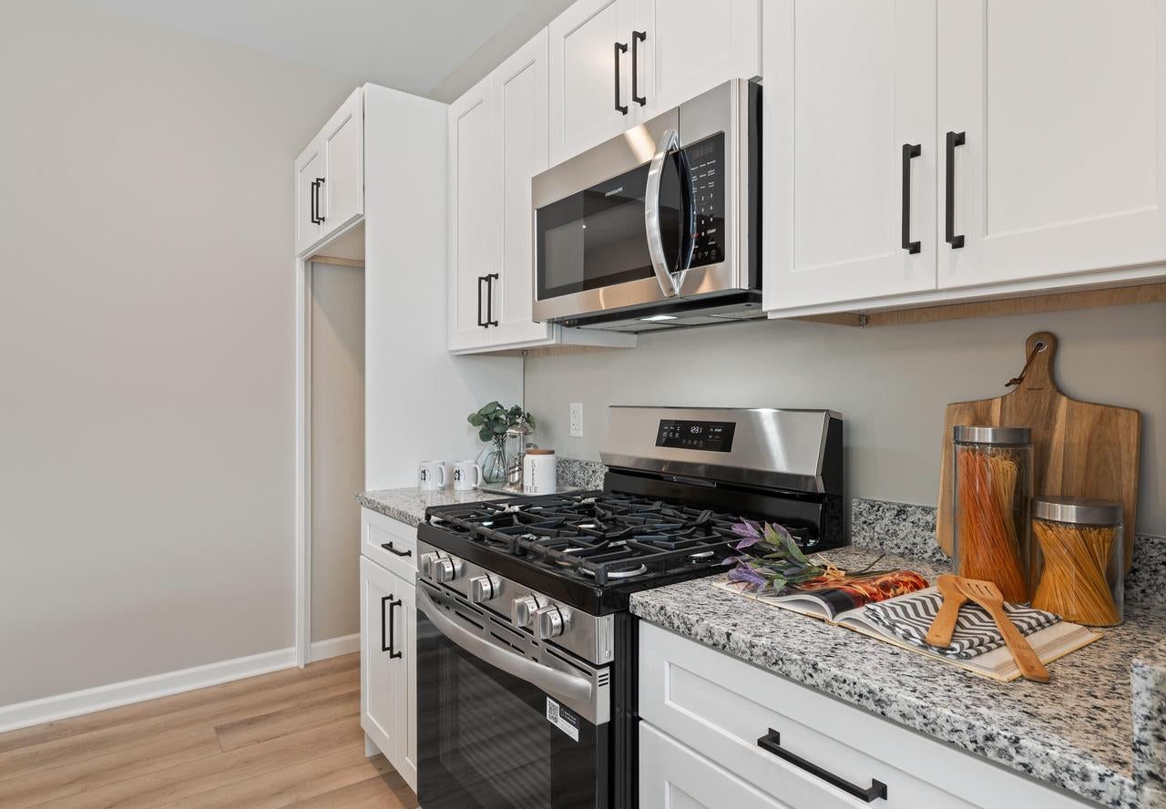 1567 Meadowview COURT