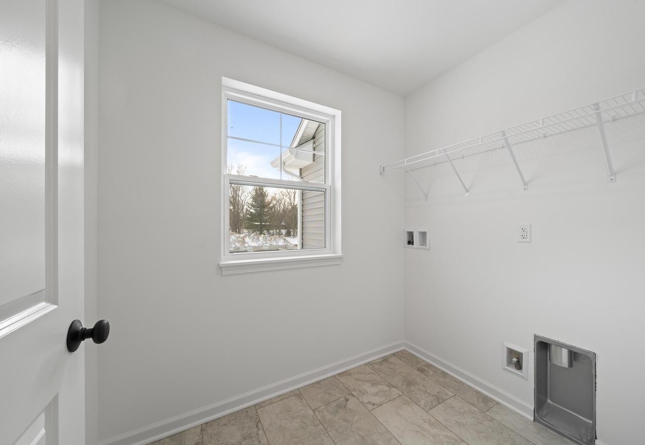 1567 Meadowview COURT