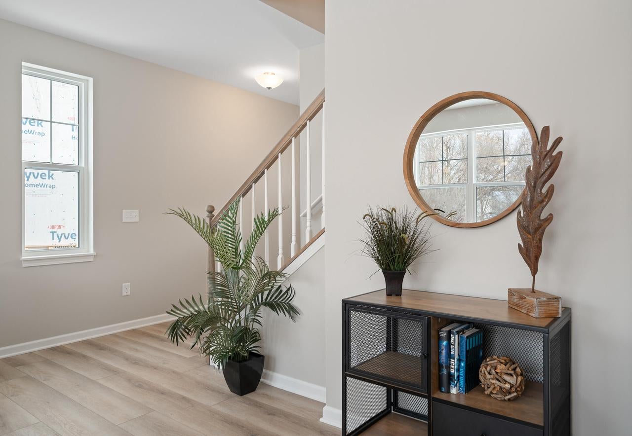 1567 Meadowview COURT