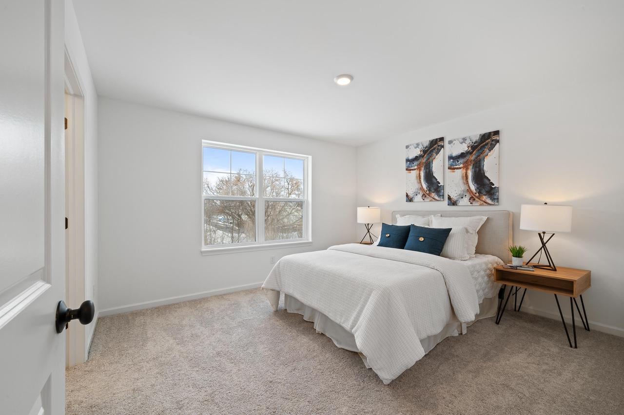 1567 Meadowview COURT