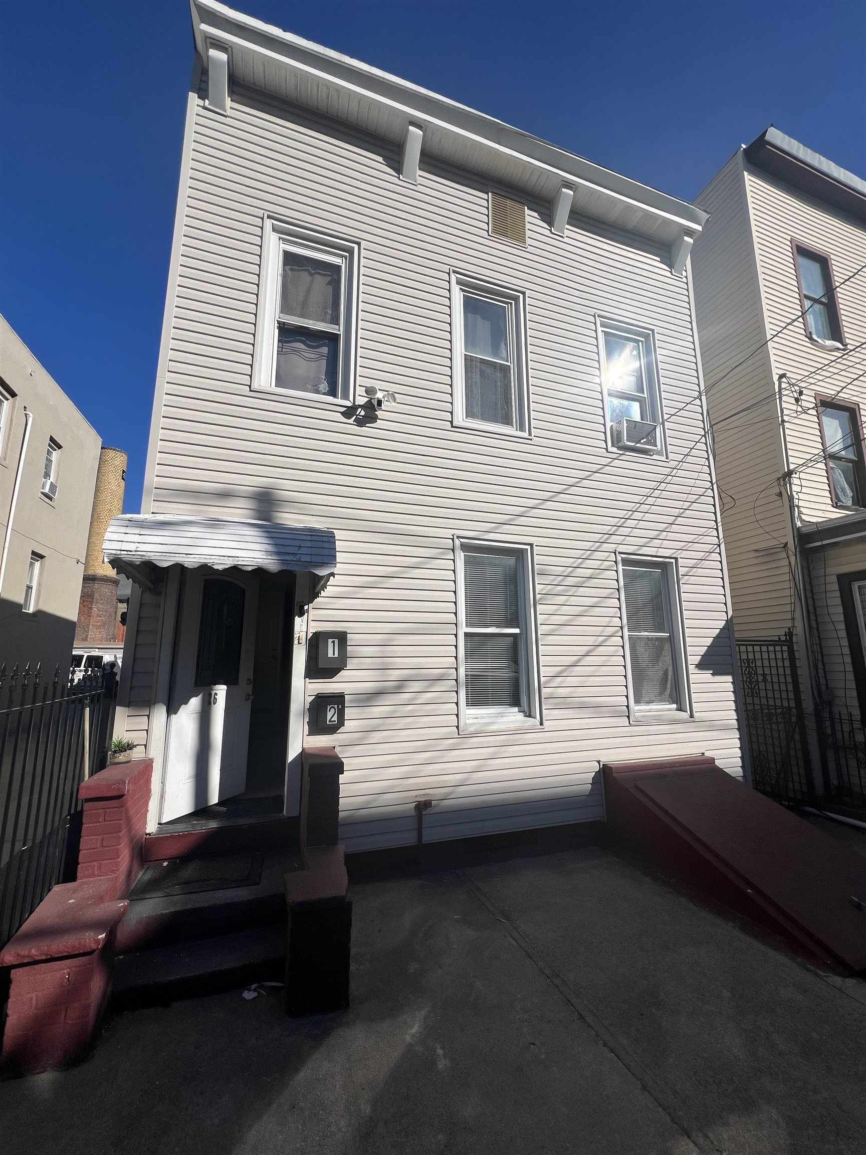 26 WESTERVELT PL Unit: 1
