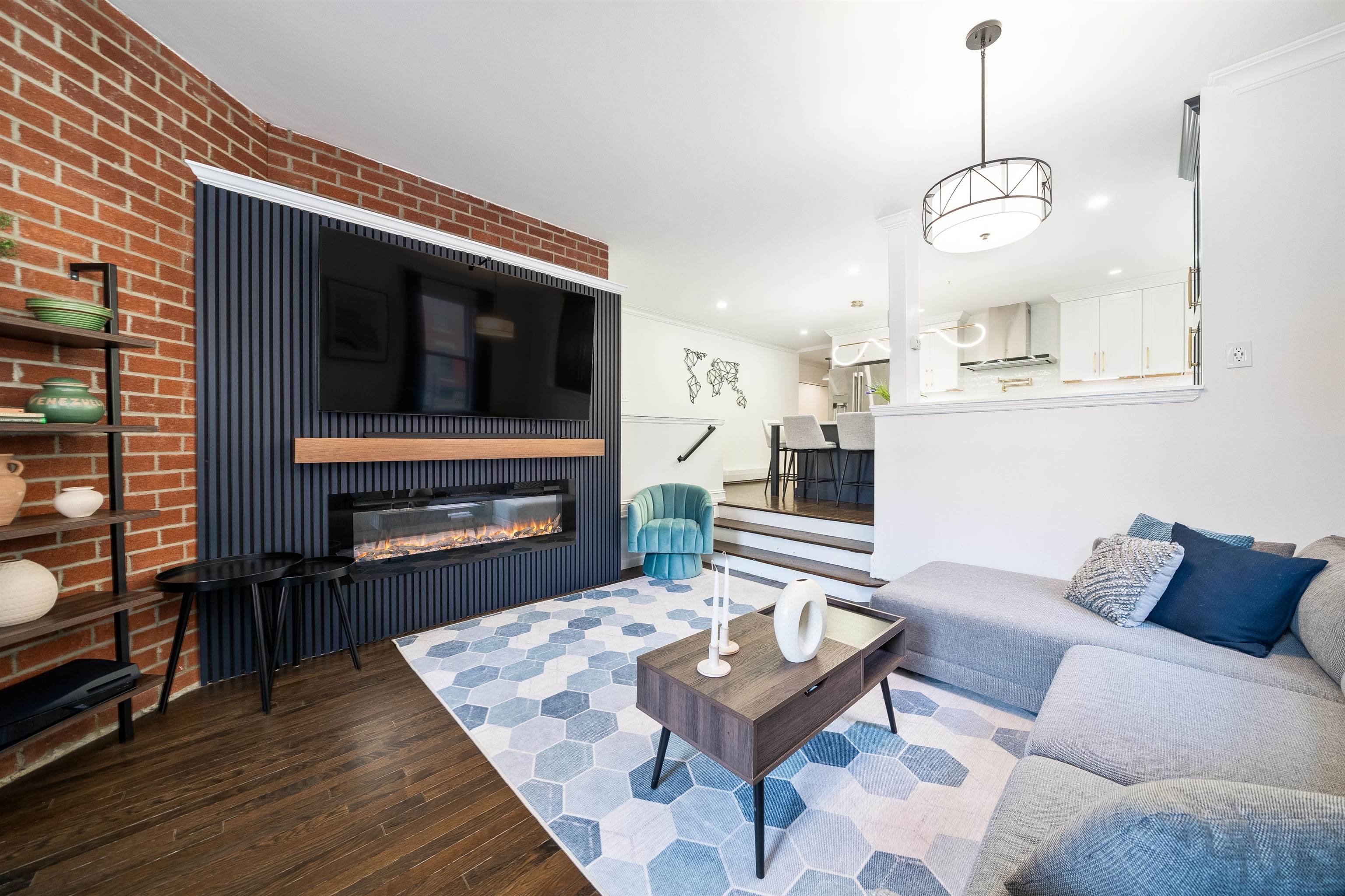 48-50 WEST HAMILTON PL Unit: 1