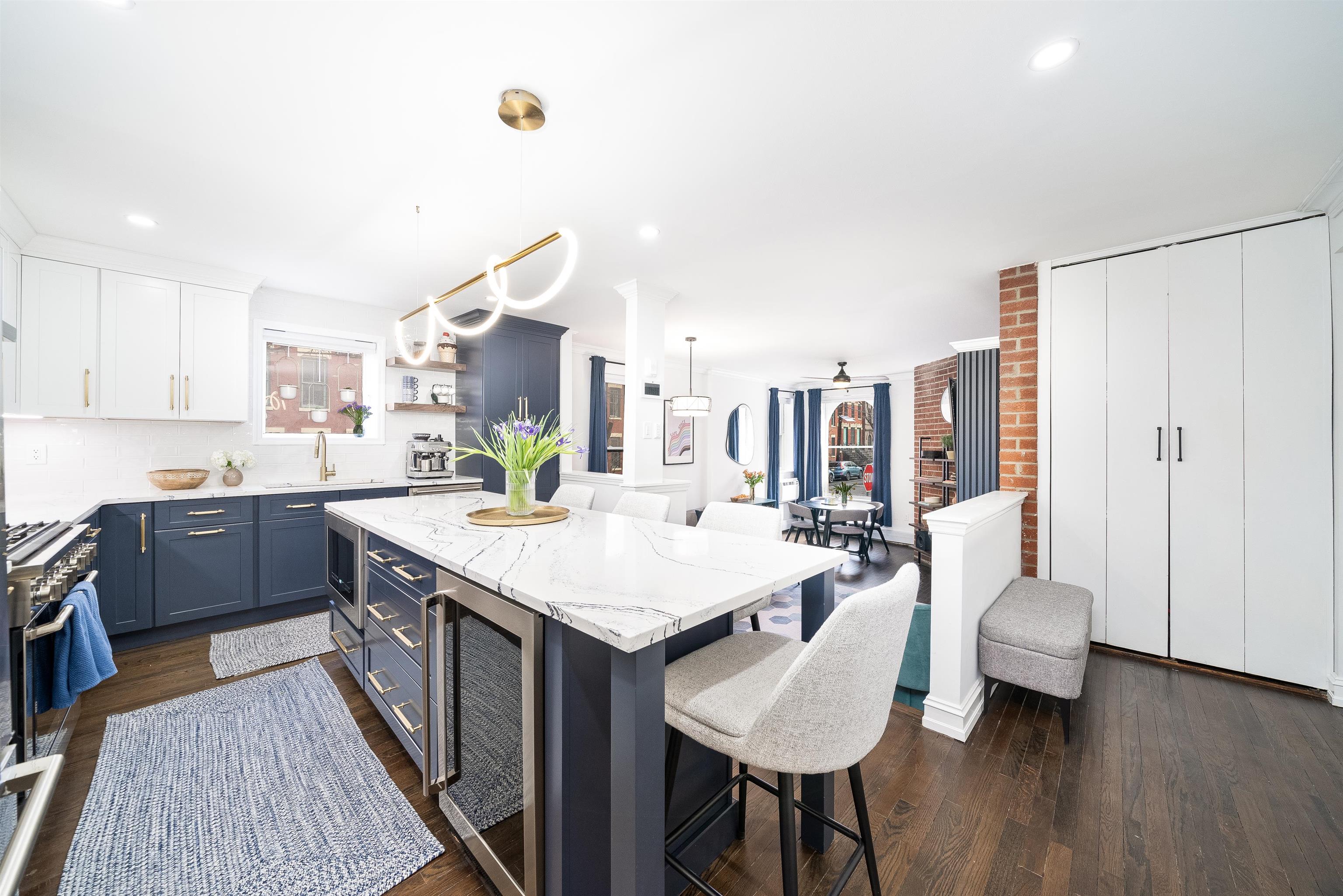 48-50 WEST HAMILTON PL Unit: 1