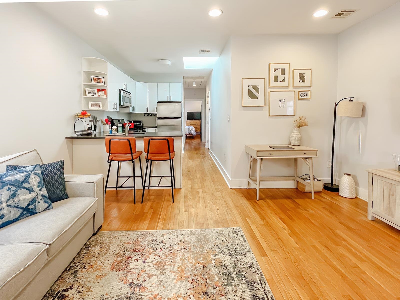 340 PAVONIA AVE Unit: 3L