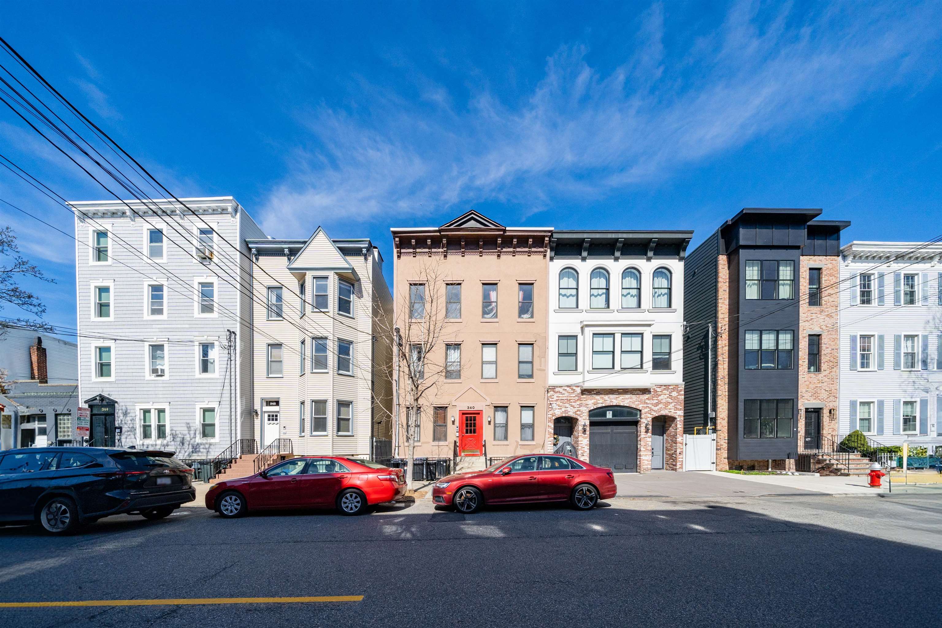 340 PAVONIA AVE Unit: 3L