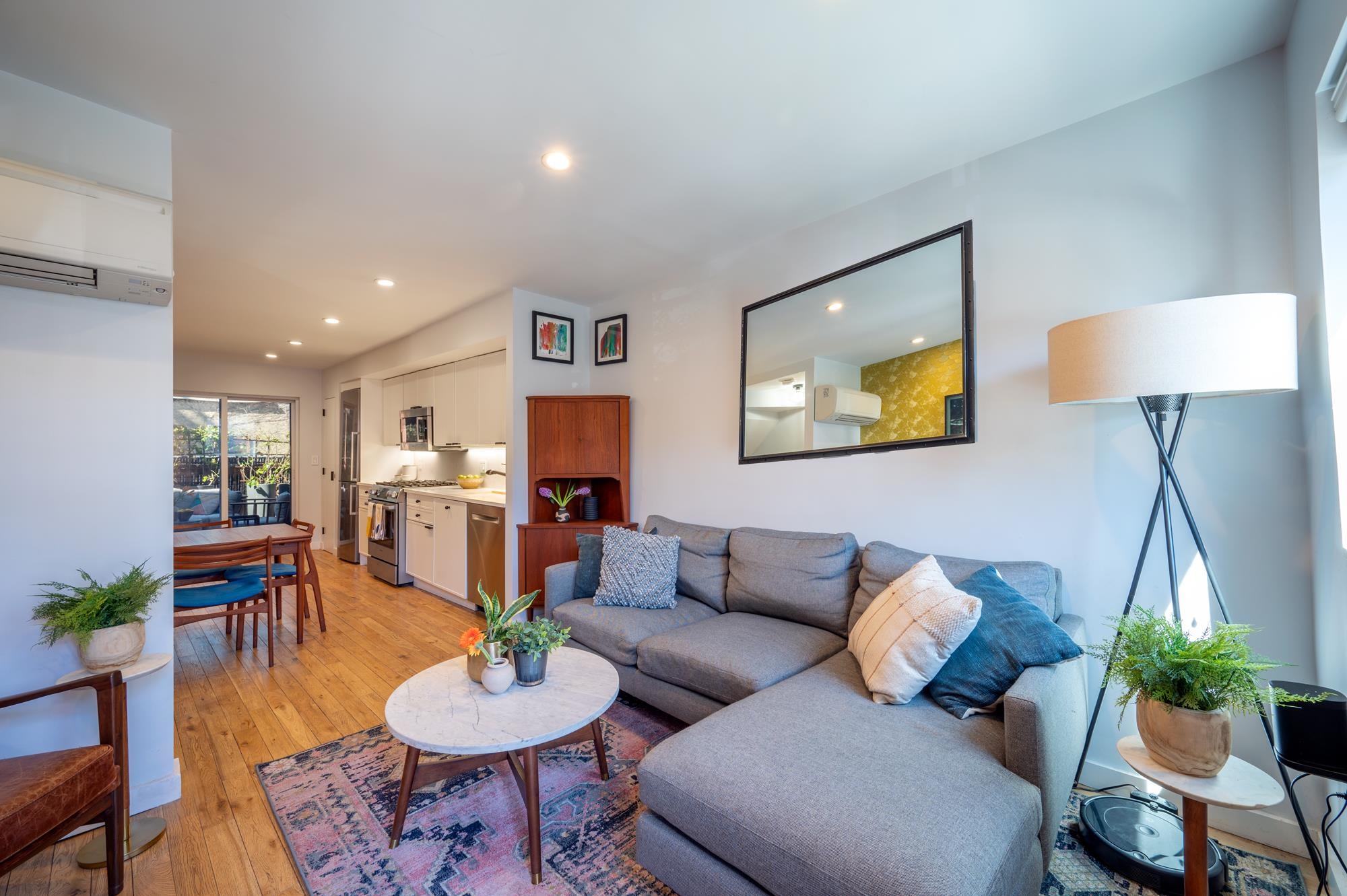429 MONMOUTH ST