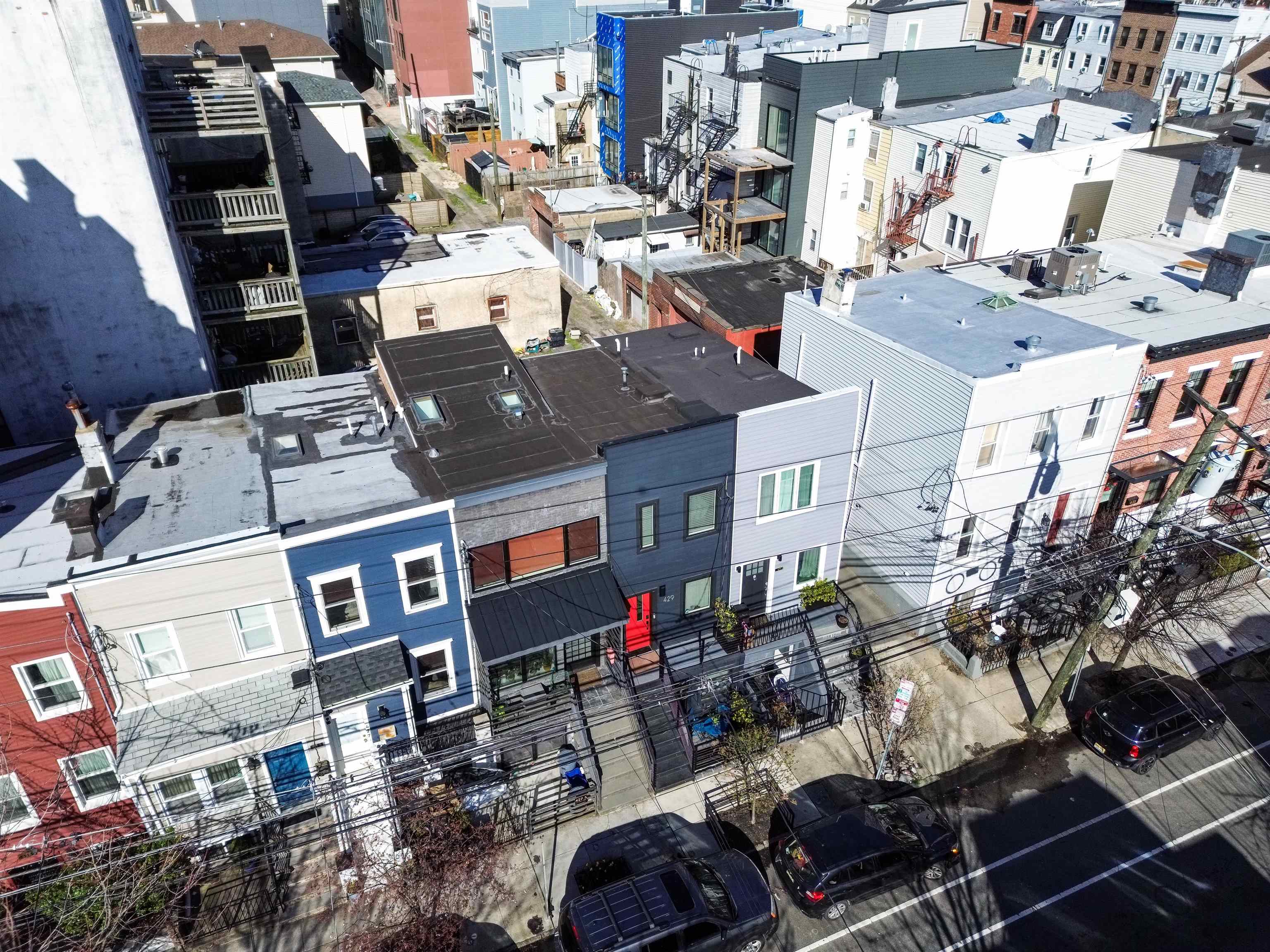 429 MONMOUTH ST