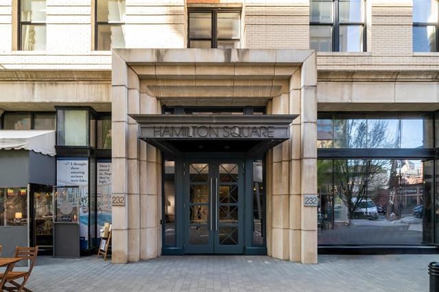 232 PAVONIA AVE Unit: 411