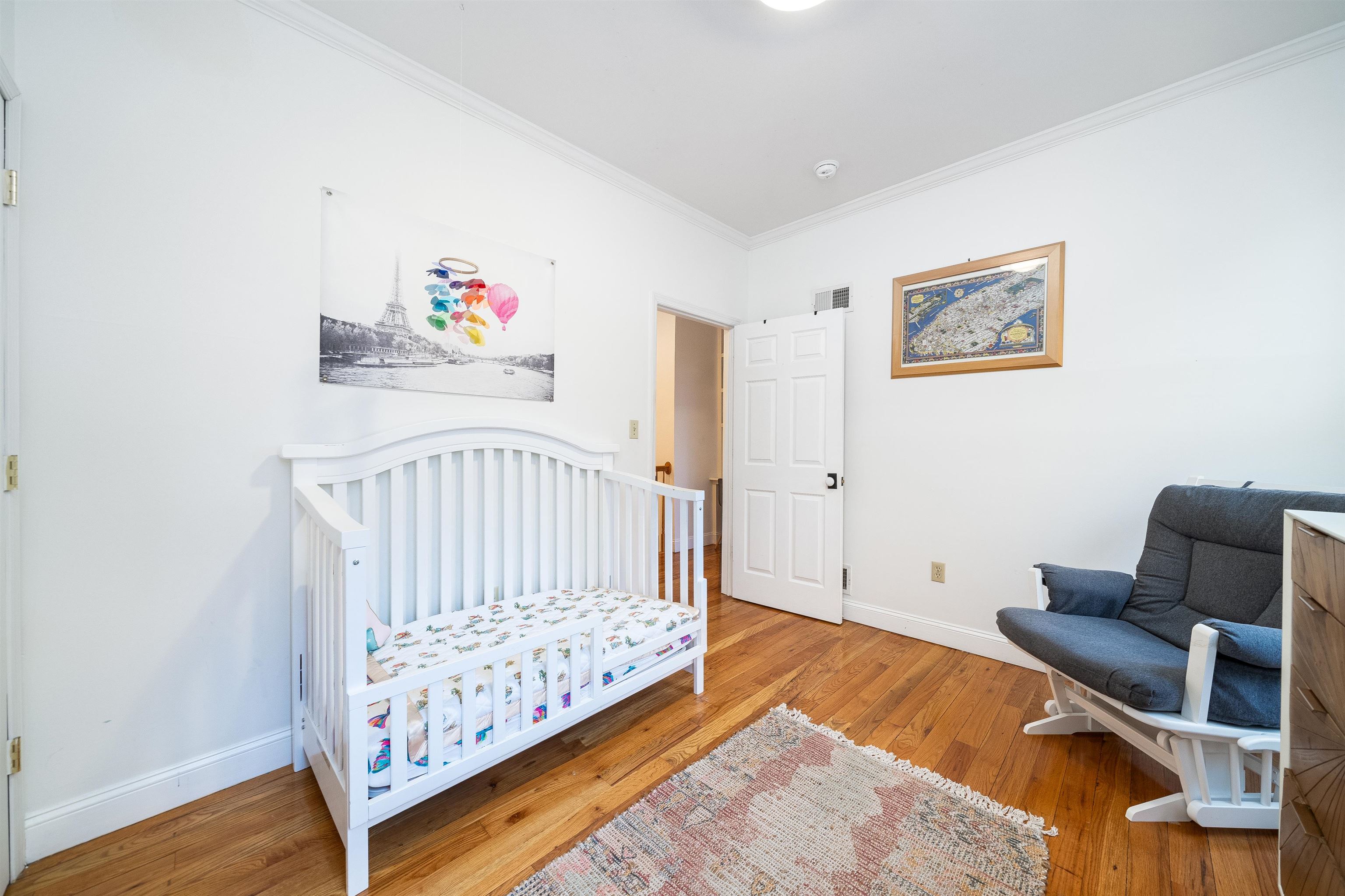 122 COLES ST Unit: 1