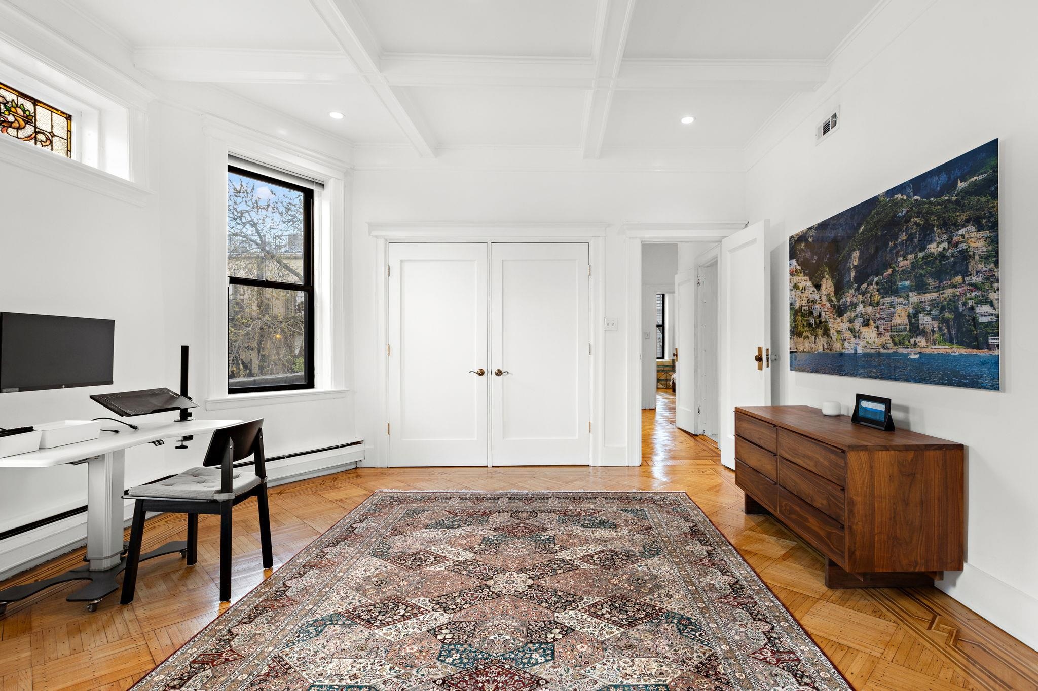 15 RESERVOIR AVE