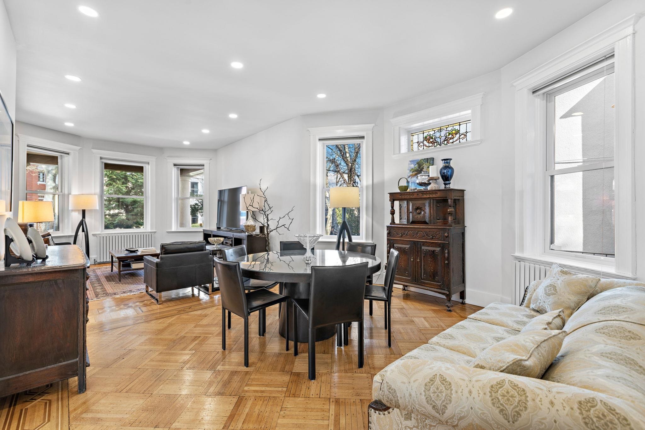 15 RESERVOIR AVE